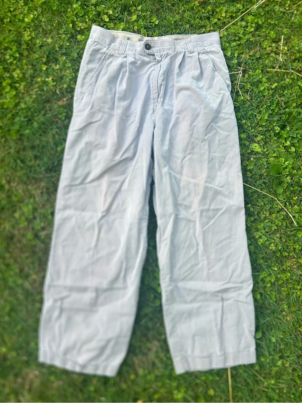 Ermenegildo Zegna chino pants crafted in Italy